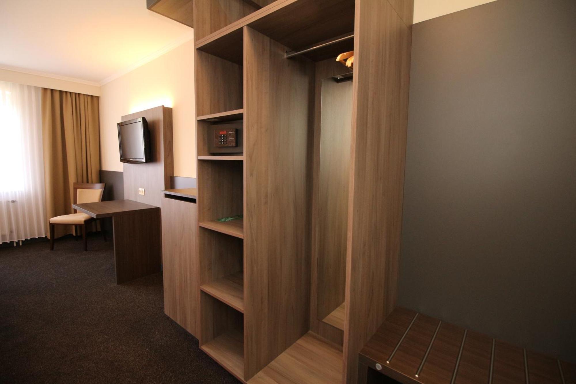 Hotel Graf Balduin Esterwegen Екстер'єр фото