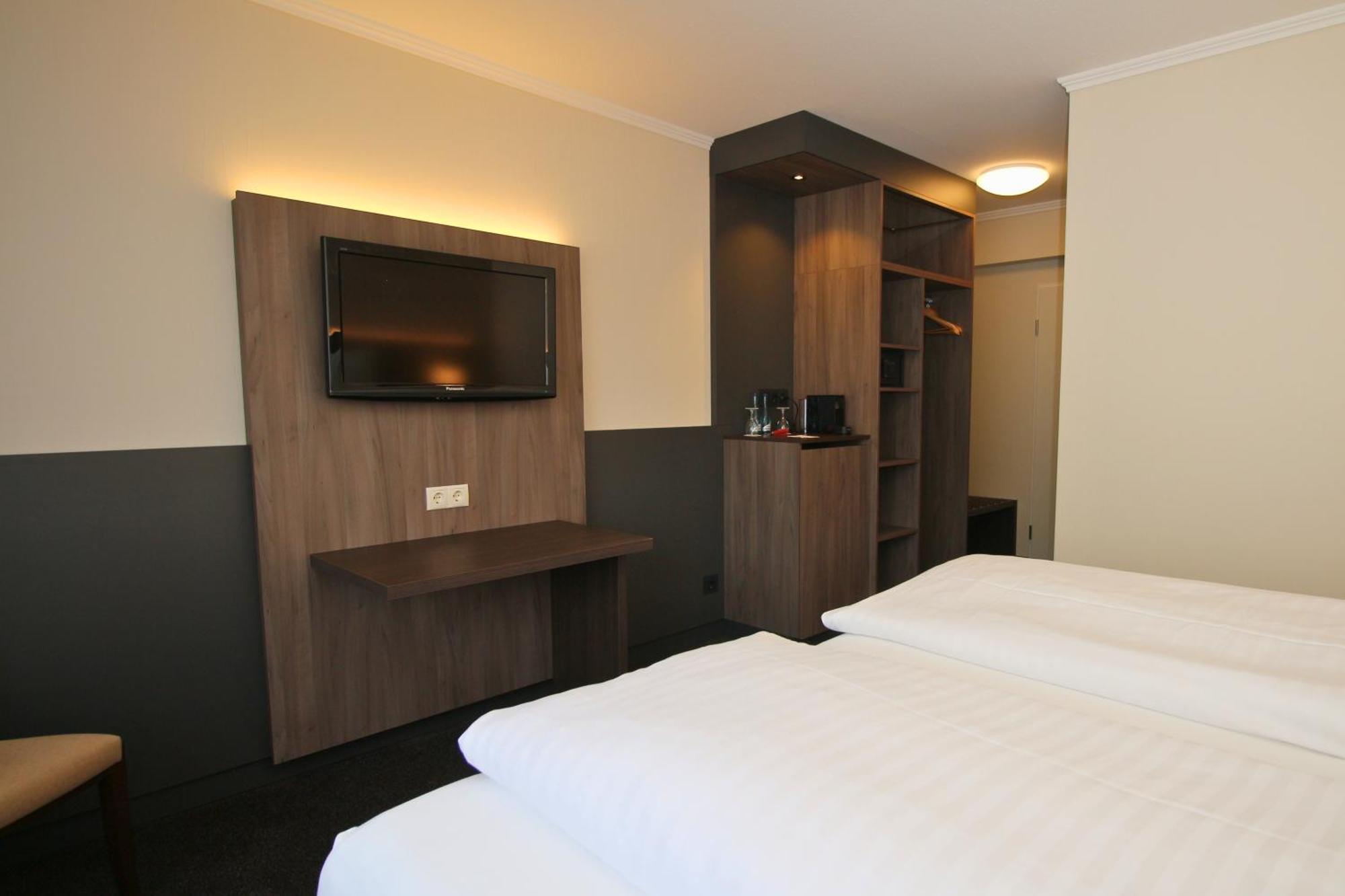 Hotel Graf Balduin Esterwegen Екстер'єр фото